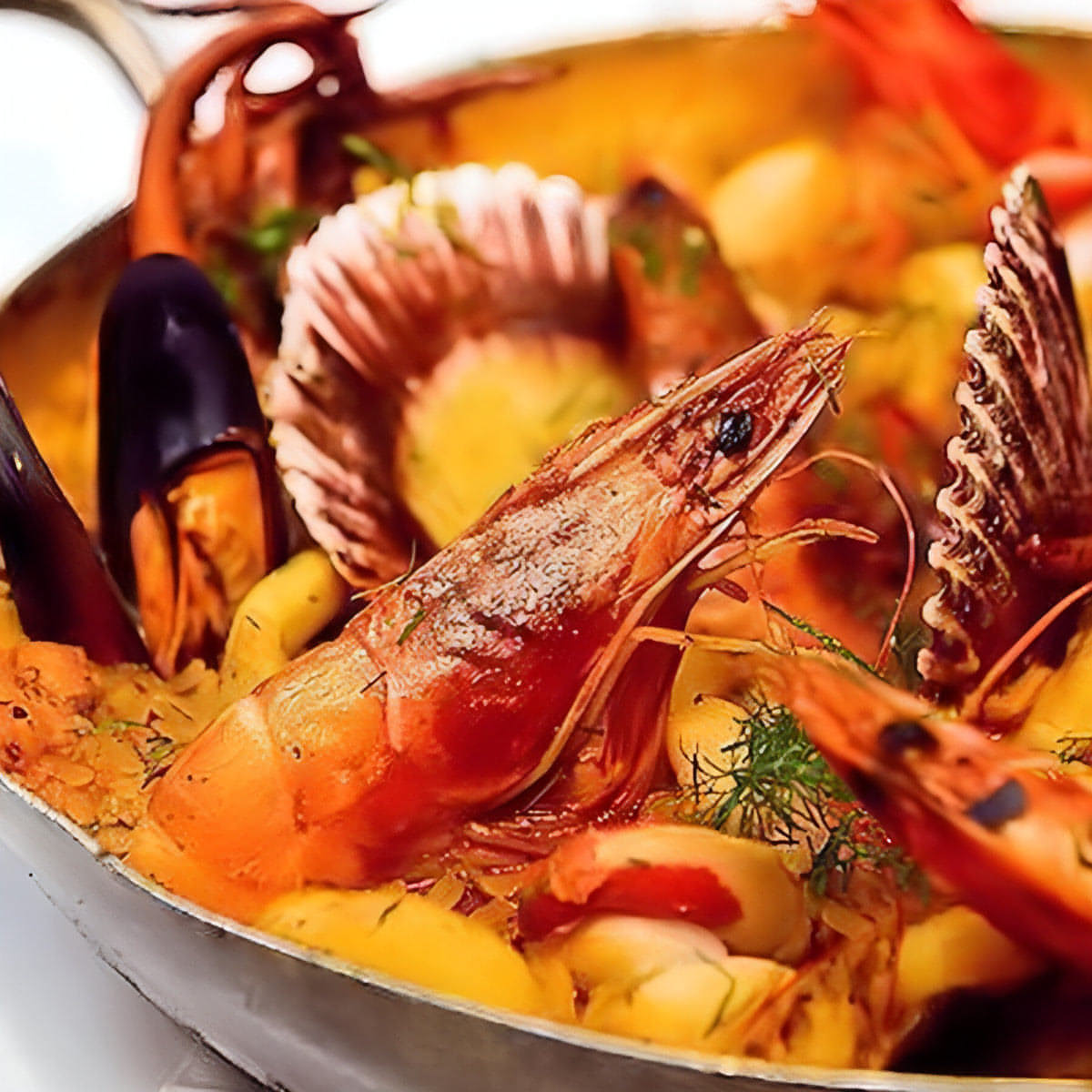 Paella de Mariscos - Seafood - Tapas & Paellas